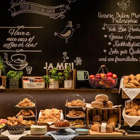 فندق One Ku'damm برلين