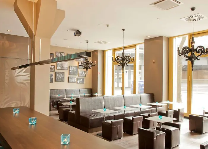 柏林库杜姆1号汽车酒店 柏林