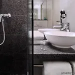 Hotel One Berlin-ku'damm 3*